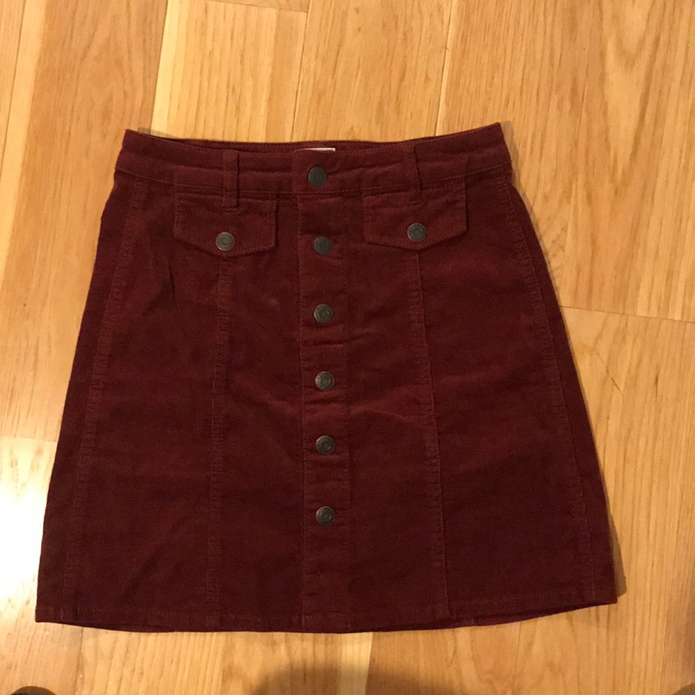 dark red skirt